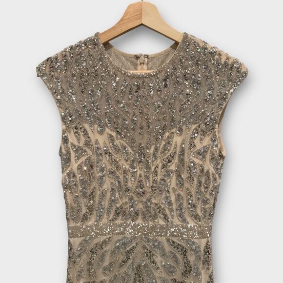 NWT Mac Duggal 5532 Embellished Illusion Cap Sleeve Column Gown Size 4 - Picture 5 of 14